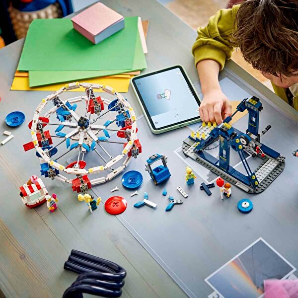 LEGO Creator 3’ü 1 Arada İkonik Dönme Dolap 31389