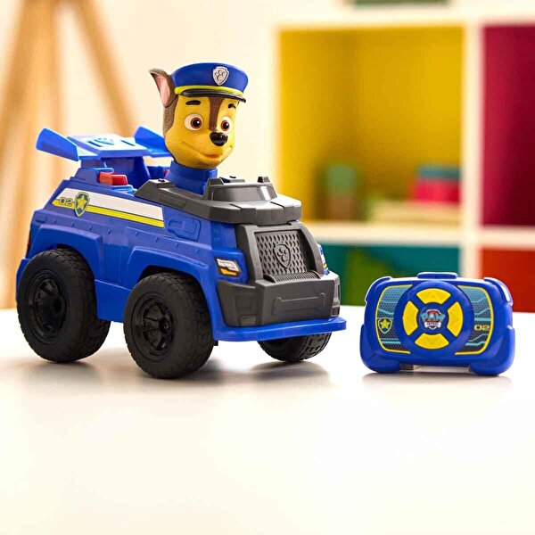 Paw Patrol Chase ve Işıklı Uzaktan Kumandalı Görev Aracı