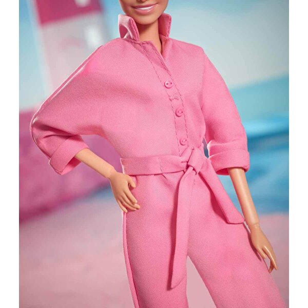 Barbie The Movie Pembe Tulumlu Bebek HRF29