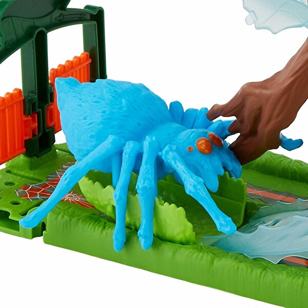 Hot Wheels Şehirde Yaratık Macerası Oyun Seti Serisi Örümcek Saldırısı FNB07