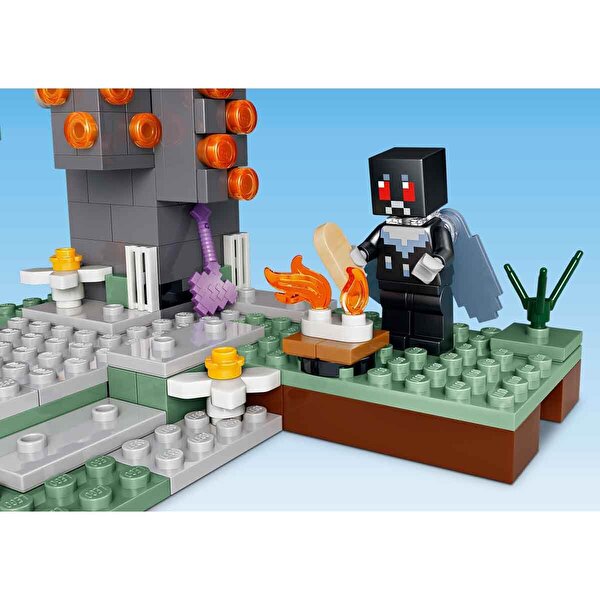 LEGO Minecraft Solgun Bahçe 21586