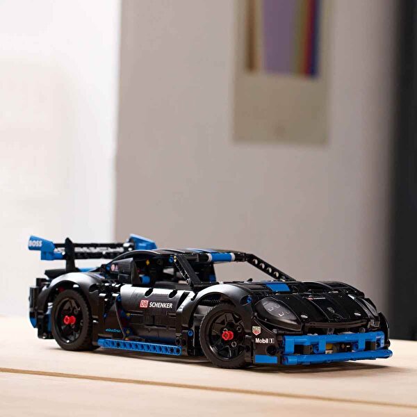 LEGO Technic Porsche GT4 E-Performance Yarış Arabası 42176