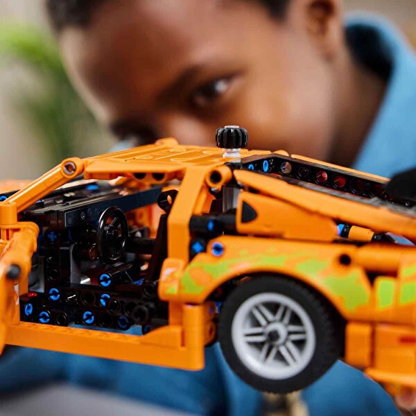 LEGO Technic Fast and Furious Toyota Supra MK4 42204