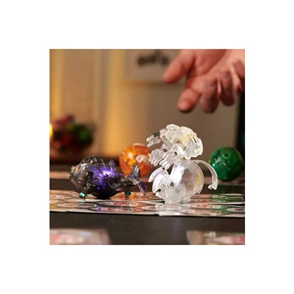 Bakugan Legend Nova S5 Fi̇gür Beyaz Pegatrix