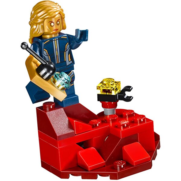 LEGO® Super Heroes Ayesha’nın İntikamı