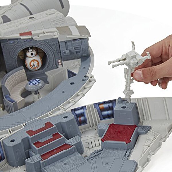 Star Wars Millenium Falcon Ses ve Işık Efektli