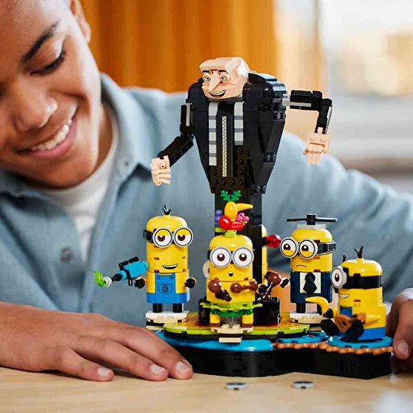 LEGO Despicable Me 4 Yapım Parçalarından Gru ve Minyonlar 75582