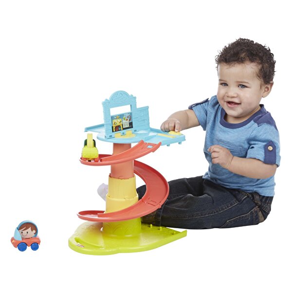 Playskool Eğlenceli Garajım