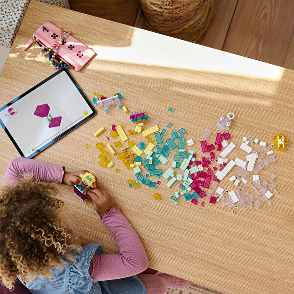 LEGO Classic Sihirli Saydam Kutu 11040