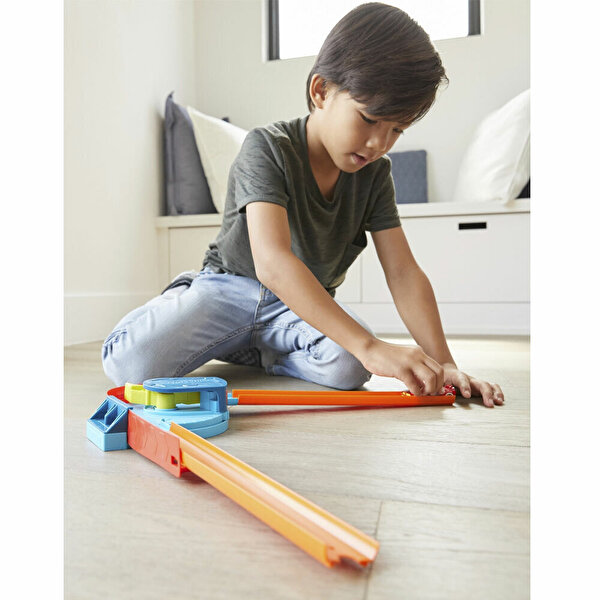 Hot Wheels Track Builder Tasarla ve Yeniden Oluştur Serisi Curve Hız Virajı Paketi GLC93