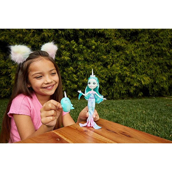 Enchantimals Boynuzlu Balina Naddie Bebek ve Sword GJX41