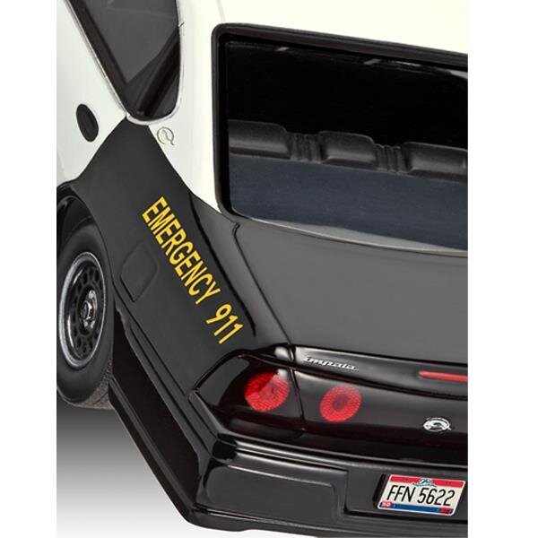 Revell Model Set Chevy Impala Polis Arabası