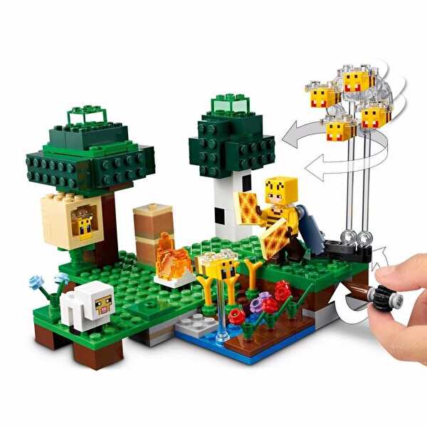 LEGO Minecraft Arı Çiftliği 21165
