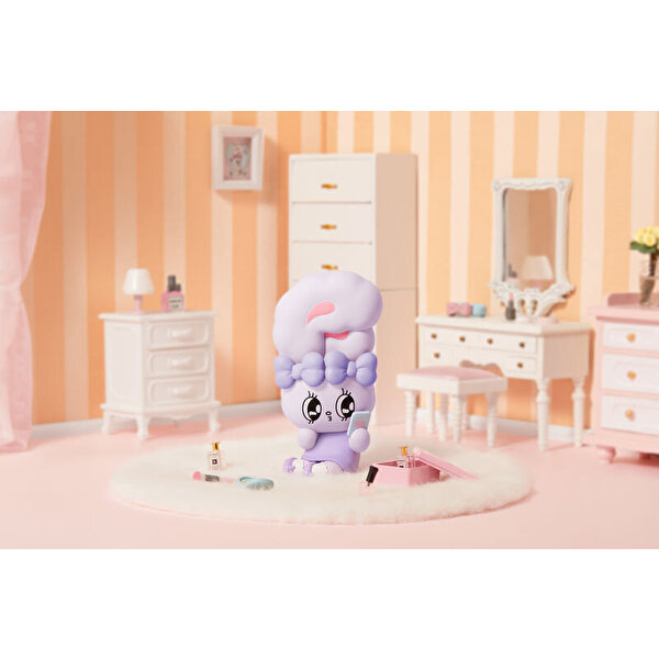 Esther Bunny Young Blossom Serisi Sürpriz Paket Koleksiyon Figürü