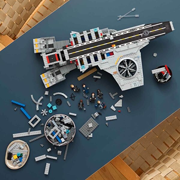 LEGO Marvel S.H.I.E.L.D. Helikoptaşır 76354