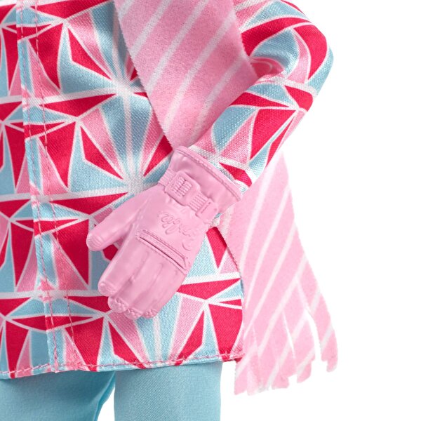 Barbie Snowboard Sporcusu Bebek HCN32