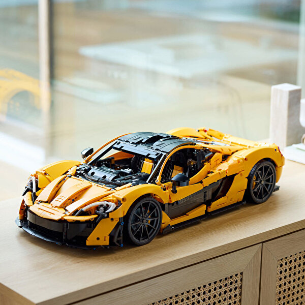 LEGO Technic McLaren P1 42172