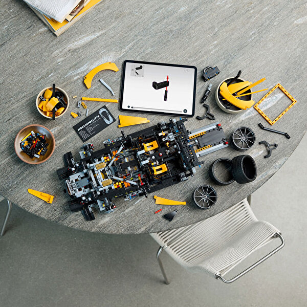 LEGO Technic McLaren P1 42172