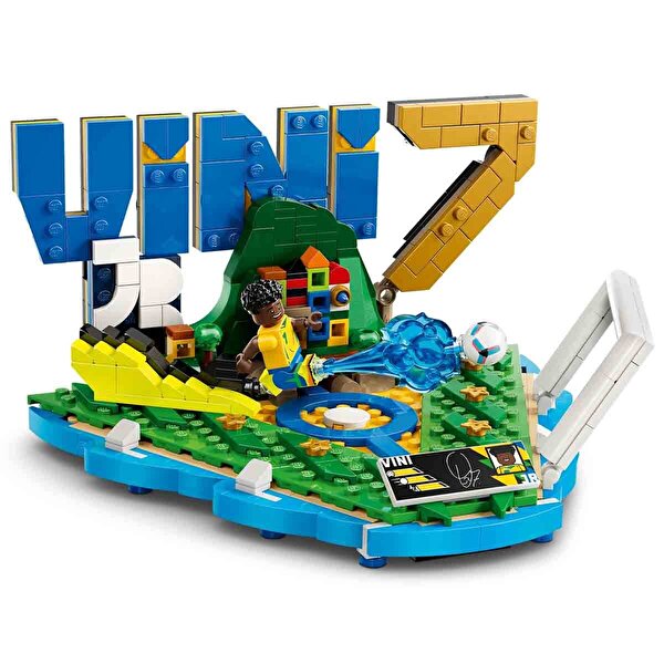 LEGO Editions Vini Jr. Unutulmaz Futbol Anları 43027