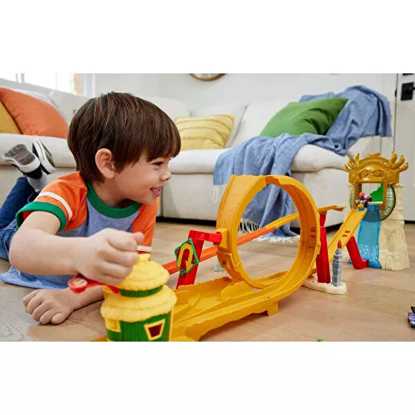 Hot Wheels The Super Mario Bros Movie Jungle Kingdom HMK49