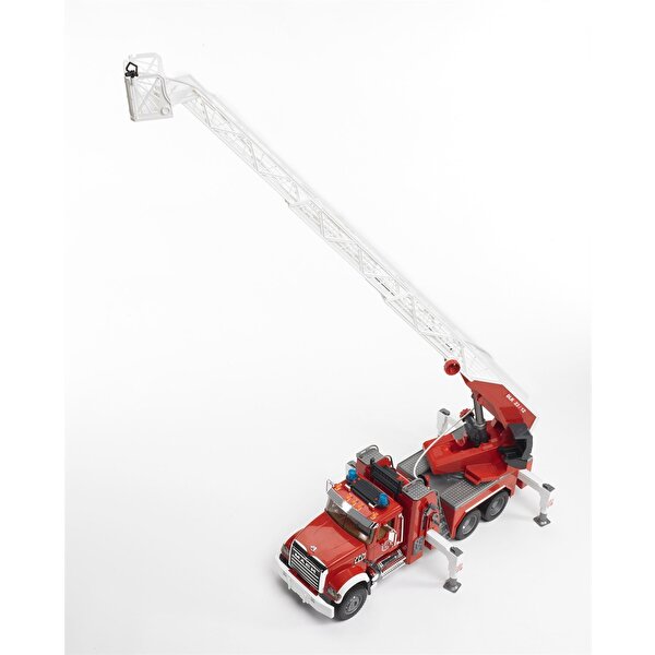 Bruder Mack Granite İtfaiye Aracı