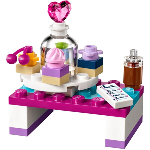LEGO® Friends Stephanie’nin Dostluk Kekleri