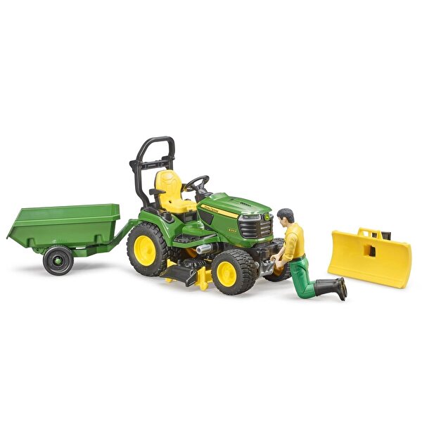 Bruder John Deere Çim Biçme Traktörü ve Bahçıvan