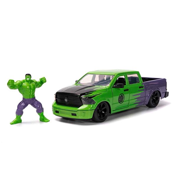 1:24 Marvel Avengers 2014 RAM 1500 Model Araba ve Hulk Figür