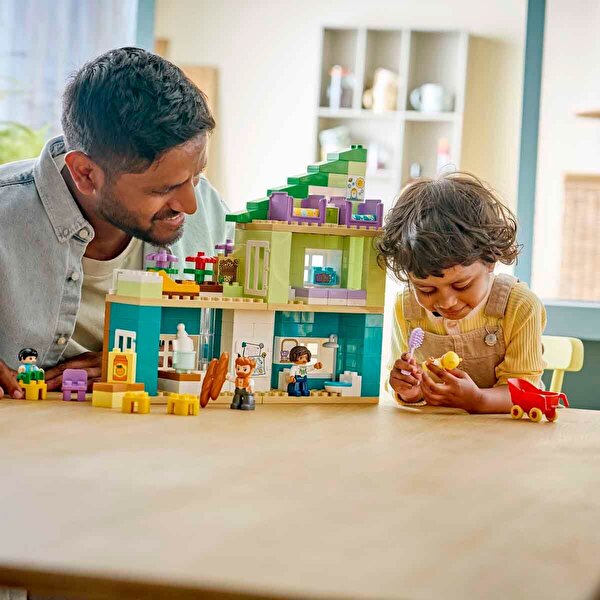LEGO DUPLO Kasabası 3’ü 1 Arada Figürlü Modern Aile Evi 10470