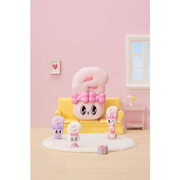 Esther Bunny Little Serisi Sürpriz Paket Koleksiyon Figürü