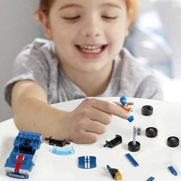 Mega Hot Wheels Yarışçı Arabalar Koleksiyonu Corvette Grand Sport HHL95