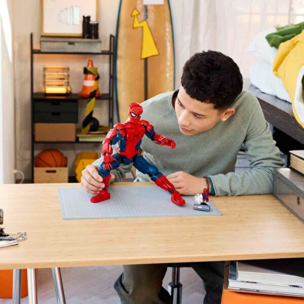 LEGO Marvel Örümcek Adam Kahraman Figürü 76346