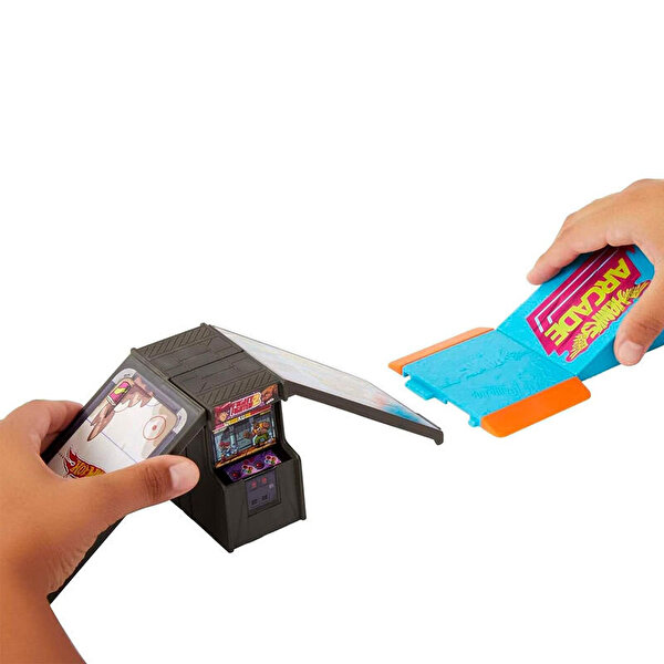 Hot Wheels Skate Parmak Kaykay Macerasına Başlangıç Seti Arcade Skatepark