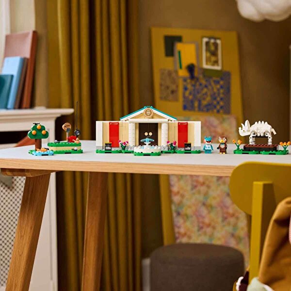 LEGO Animal Crossing Blathers Müze Koleksiyonu 77056