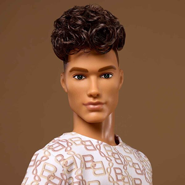 Barbie Signature Barbie Basics İkonik Koleksiyon Bebeği Model 10 JJX29