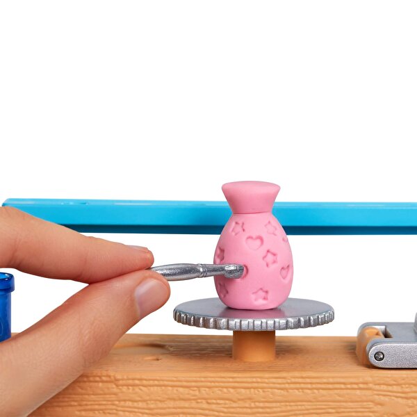 Barbie'nin Sanat Atölyesi HCM85