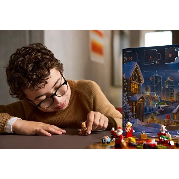 LEGO City 2025 Yılbaşı Takvimi 60475