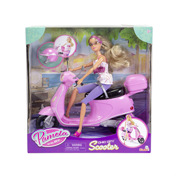 Steffi Love ve Scooterı