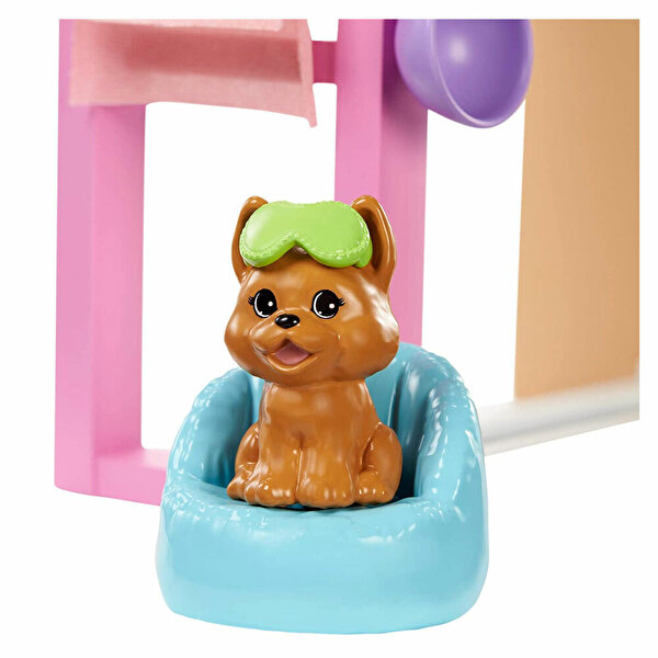 Barbie Yüz Bakımı Yapıyor Oyun Seti GJR84