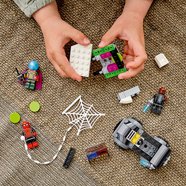 LEGO Marvel Örümcek Adam ve Mysterio’nun Dron Saldırısı 76184