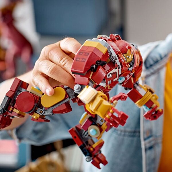 LEGO Marvel Hulkbuster: Wakanda Savaşı 76247