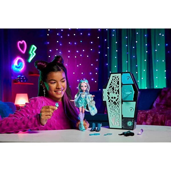 Monster High Gizemli Arkadaşlar 2.Seri Lagoona Blue HNF77