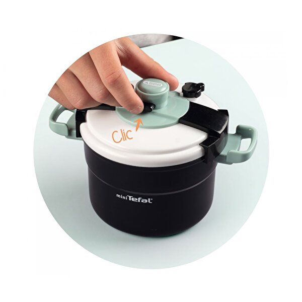 Smoby Tefal Düdüklü Tencere Oyuncağı
