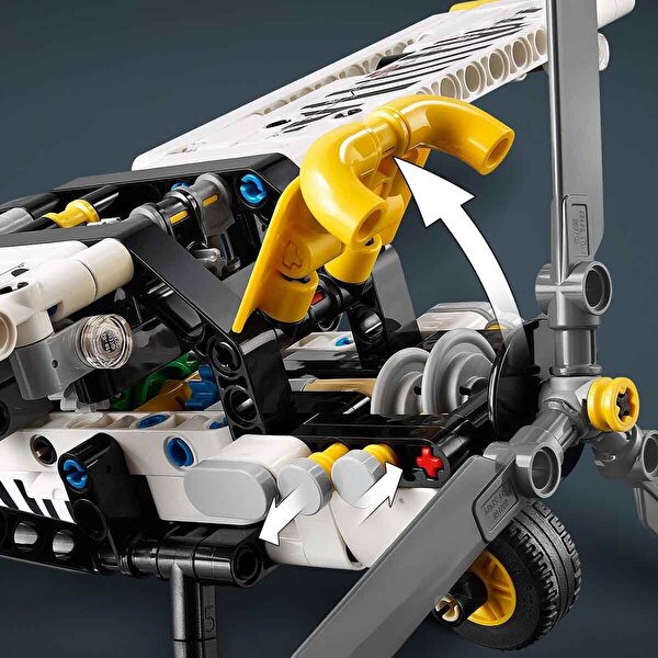 LEGO Technic Arazi Uçağı 42198
