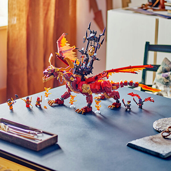 LEGO NINJAGO Hareket Kaynak Ejderhası 71822