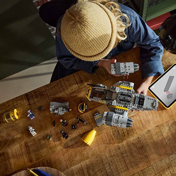 LEGO Star Wars: Mandalorian ve Grogu Razor Crest 75447