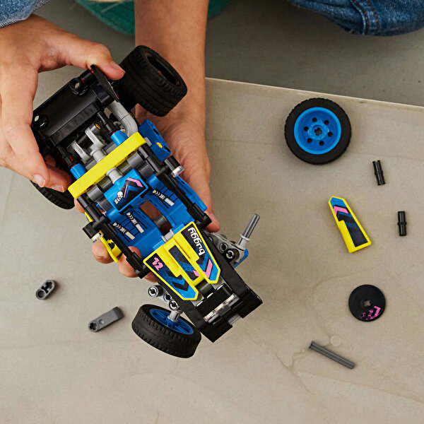 LEGO Technic Arazi Yarışı Arabası 42164