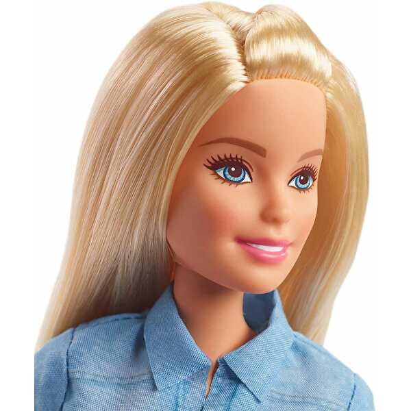 Barbie Seyahatte Bebeği GHR58