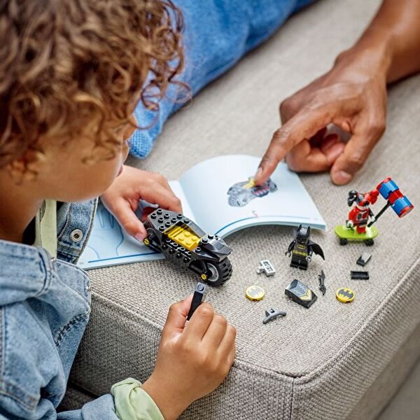 LEGO Batman Harley Quinn' e Karşı 76220