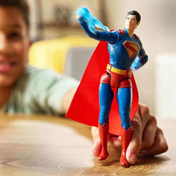 DC Comics Superman Epik Strike Aksiyon Figürü 15 Cm